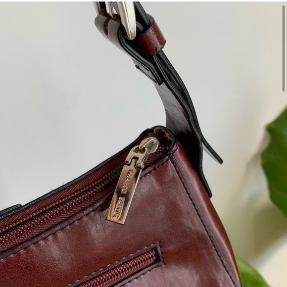 Franco Sarto Small Shoulder Bag Burgundy - Picture 3 of 9
